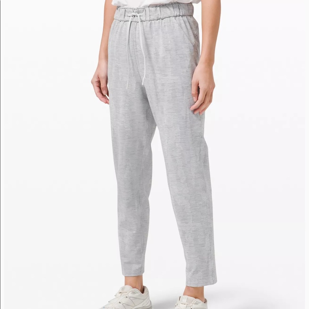 NWT Lululemon keep moving pant